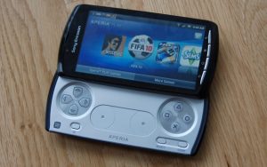الهاتف Sony Ericsson Xperia PLAY | بوابة الموبايلات