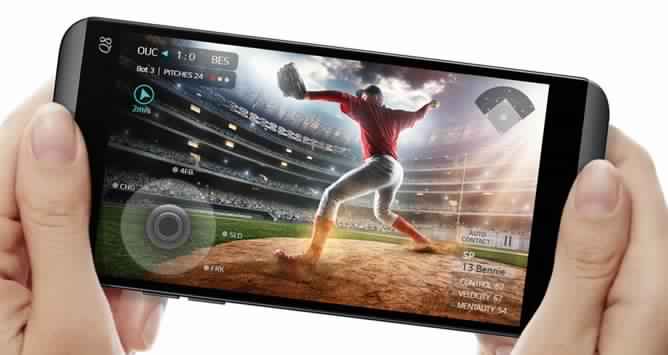 شاشة هاتف إل جي الجديد LG Q8 | بوابة الموبايلات