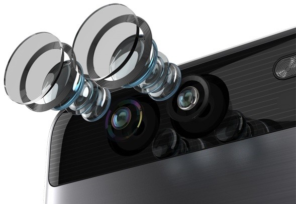 HTC Evo 3D أول هاتف بتقنية الكاميرا المزدوجة