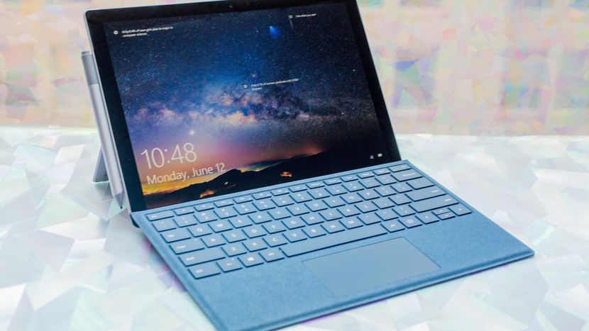 جهاز التابلت Surface Pro 2017 من مايكروسوفت