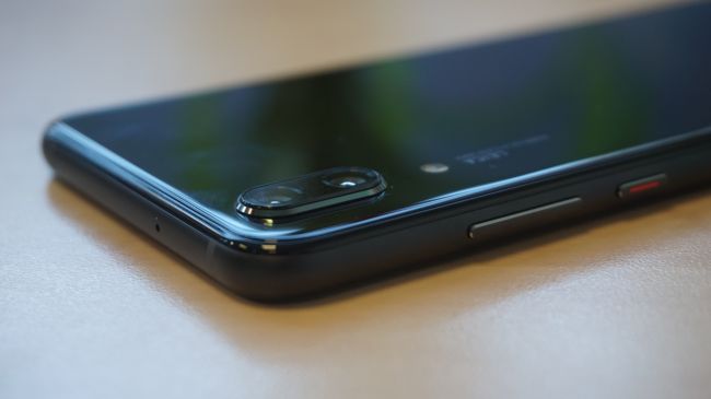 هواوي تكشف عن هواتفها الجديدة Huawei P20 وP20 Pro ذو الكاميرا ثلاثية العدسات