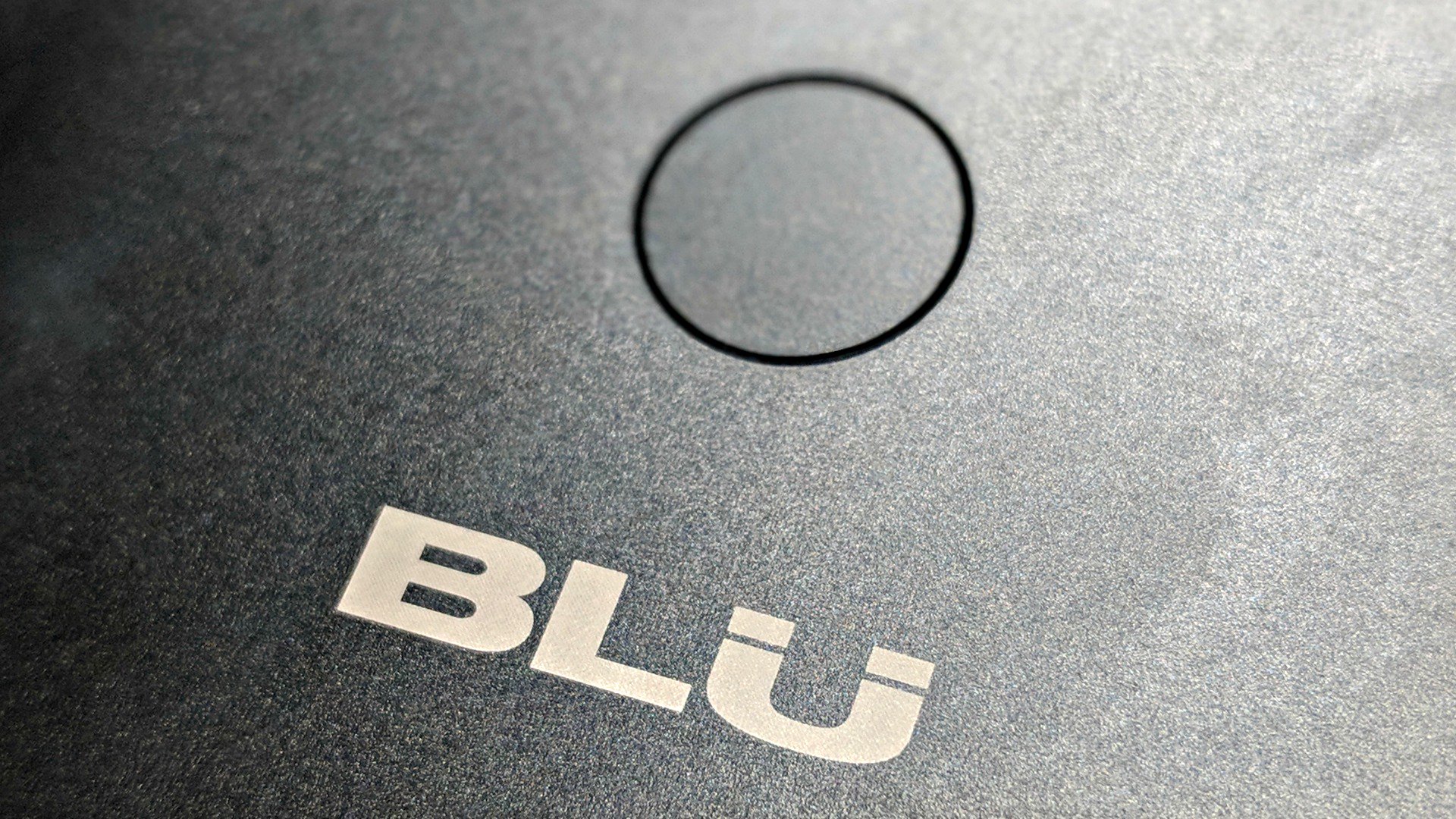 تعرف على مواصفات ومراجعة هاتف BLU الجديد BLU Vivo X أحدث الهواتف الرائدة للشركة