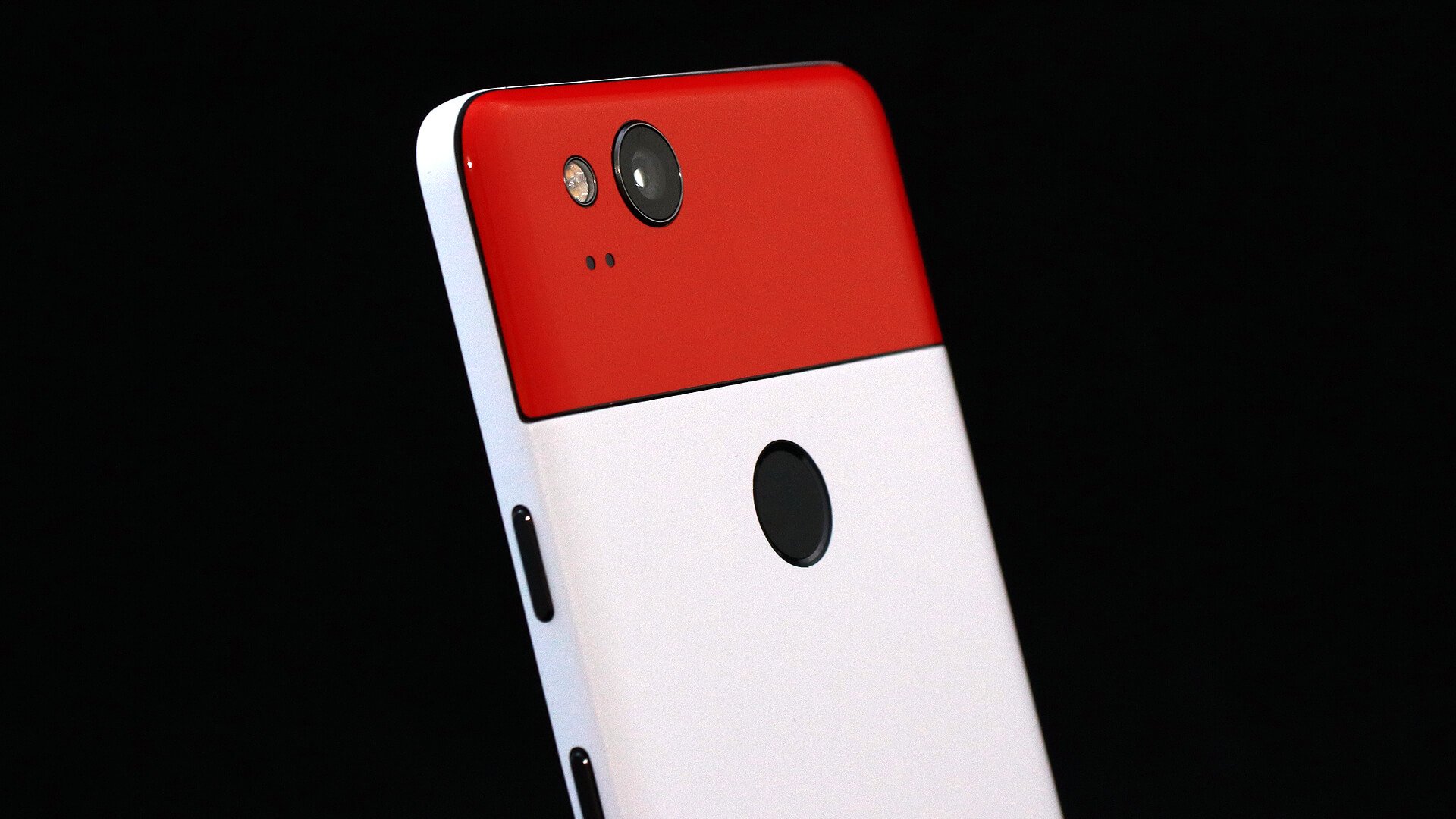 هواتف Google Pixel 2 أو Huawei P20 أو HTC U12 Plus.. من الأفضل؟