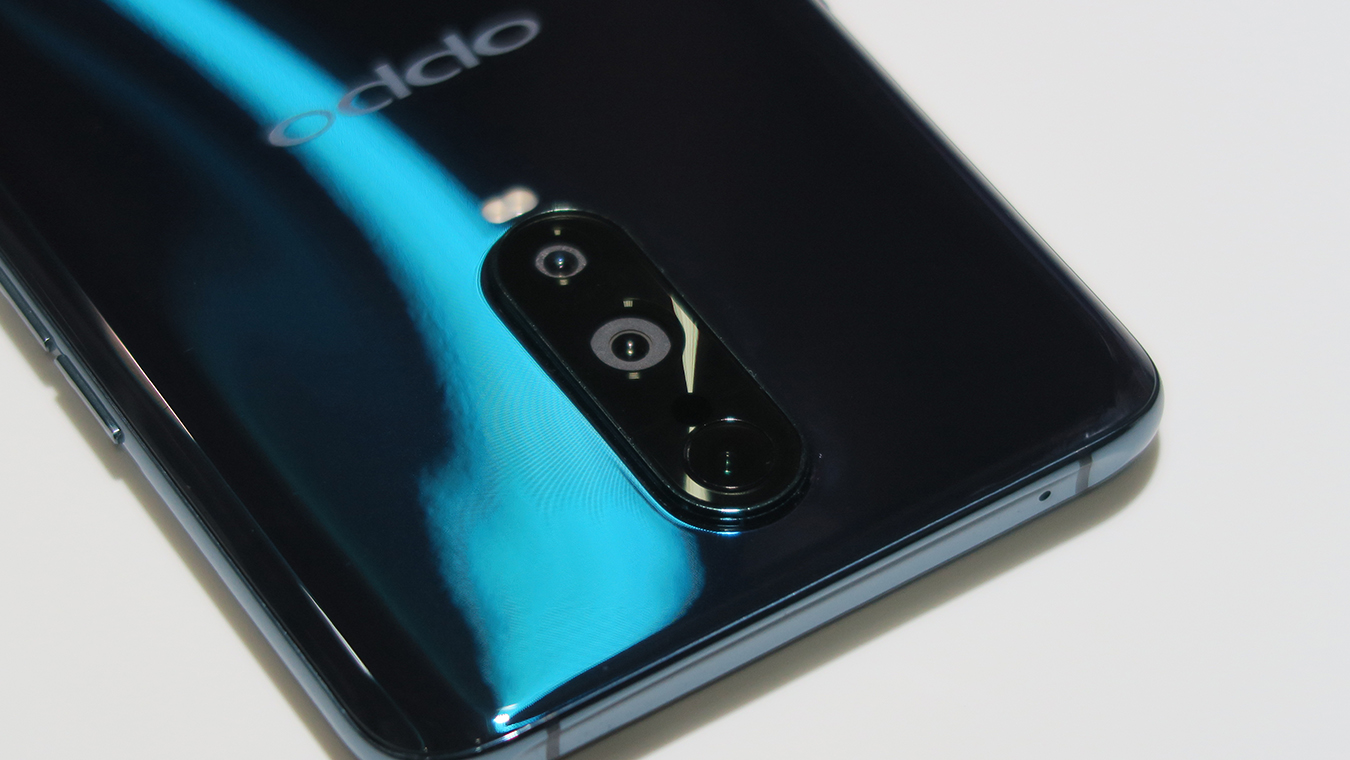 مراجعة هاتف Oppo RX17 Pro الجديد المنضم حديثًا إلى الهواتف ذات الكاميرات ثلاثية العدسات