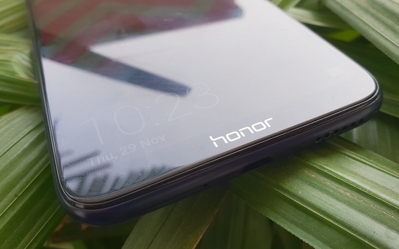 أهم مميزات وعيوب هاتف Honor 8C قبيل طرحه بالأسواق