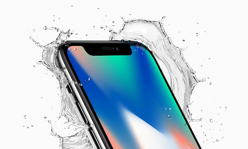 هواتف iPhone XI القادمة من Apple ستتميز بتقنية تتيح عملها كليًا تحت الماء