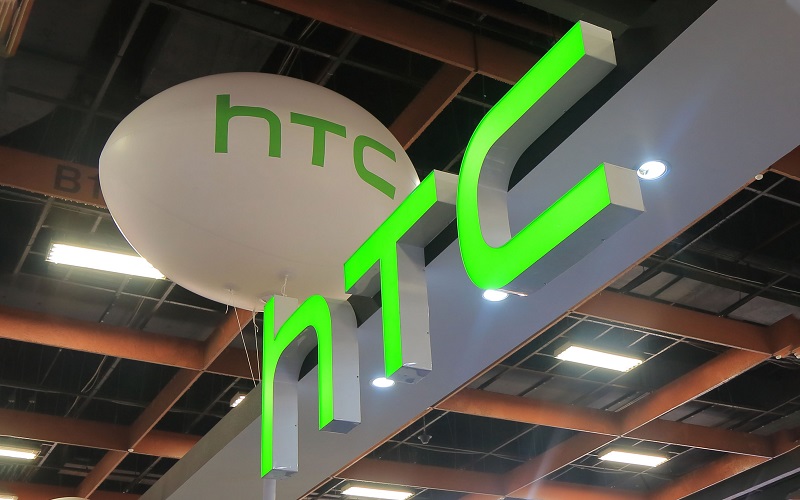 مراجعة مواصفات هاتف HTC  متوسط الفئة الجديد HTC Desire 19 Plus