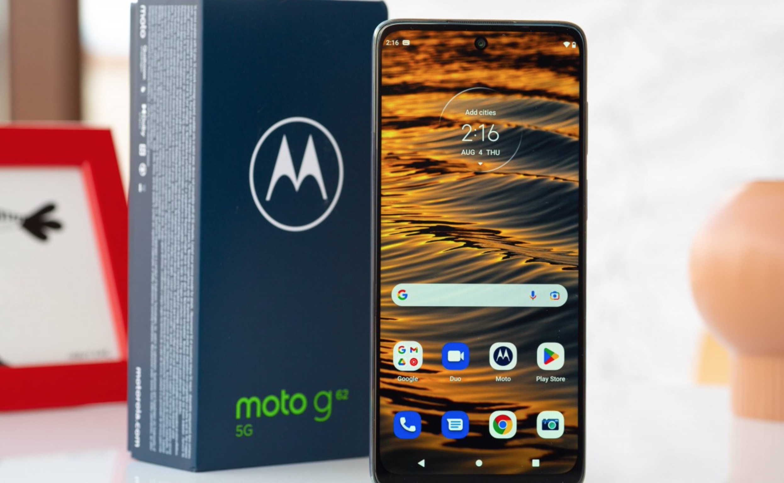 Обзор motorola moto. Телефон Motorola 2018. Motorola. Первая Моторола.
